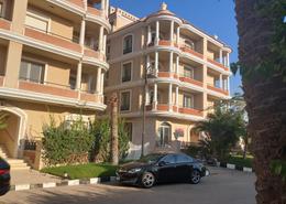 شقة - 3 غرف نوم - 2 حمامات for للبيع in كليوباترا بالاس - الحي الخامس - مدينة الشروق - القاهرة