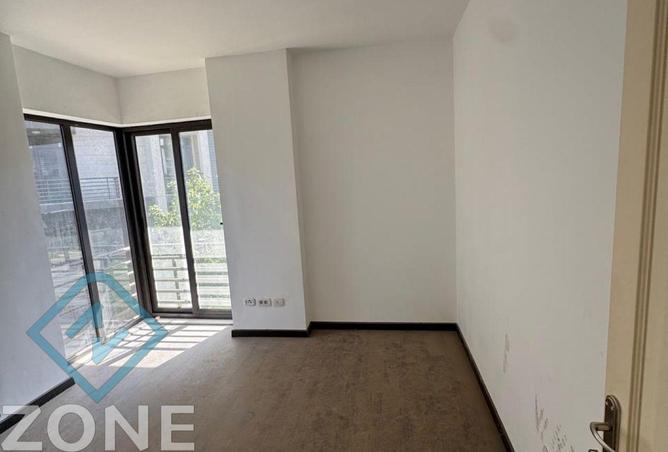 8121300 - Property Image 2