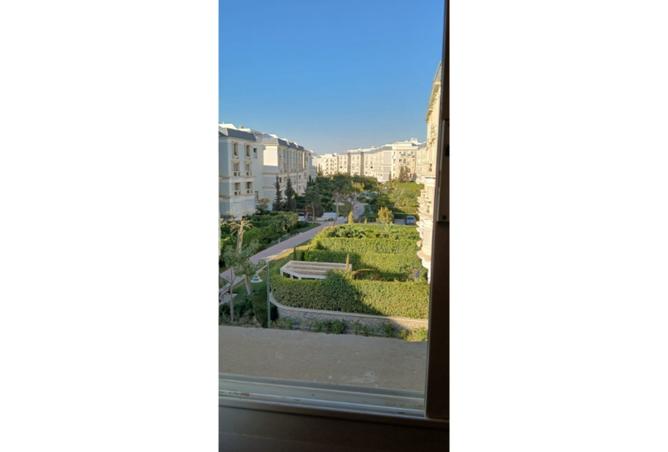 8033240 - Property Image 2