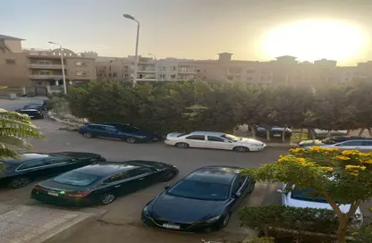 Apartment - 3 Bedrooms - 2 Bathrooms for sale in Al Bostan St. - 9th District - Sheikh Zayed City - Giza