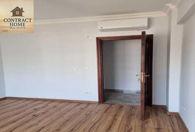 8350216 - Property Image 3