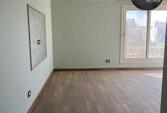 7735966 - Property Image 3