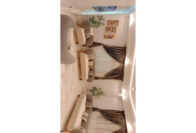 8180709 - Property Image 2