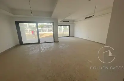 منزل مزدوج - 5 غرف نوم - 4 حمامات للايجار في مون ريزيدنس - فيفث سكوير - التجمع الخامس - مدينة القاهرة الجديدة - القاهرة