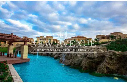 Townhouse - 4 Bedrooms - 4 Bathrooms for sale in Royal Meadows - Sheikh Zayed Compounds - Sheikh Zayed City - Giza