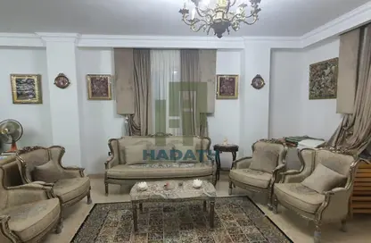 Roof - 3 Bedrooms - 3 Bathrooms for sale in Al Gezira St. - South Investors Area - New Cairo City - Cairo