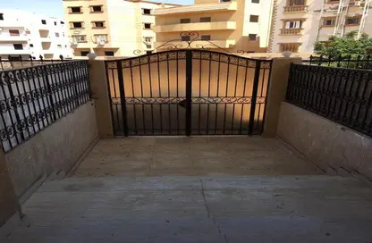شقة - 3 غرف نوم - 2 حمامات للبيع في شارع الجزيرة - المستثمرين الجنوبية - مدينة القاهرة الجديدة - القاهرة