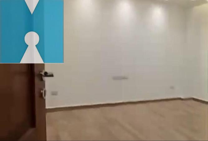 8200166 - Property Image 3