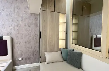 Apartment - 2 Bedrooms - 2 Bathrooms for sale in Maadi - Hay El Maadi - Cairo