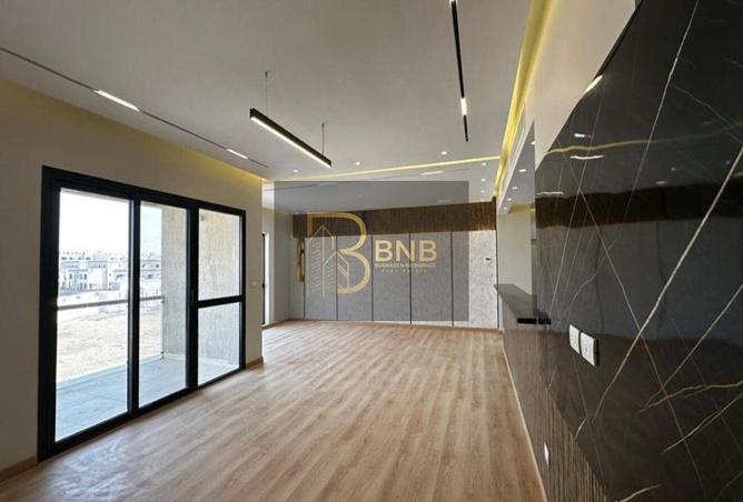 8036527 - Property Image 3