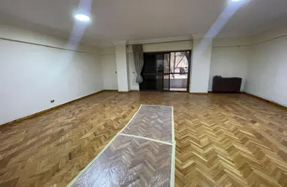 Apartment - 3 Bedrooms - 3 Bathrooms for rent in El Manial - Hay El Manial - Cairo