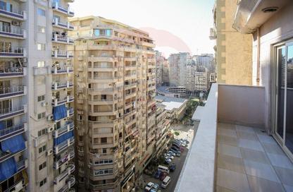 شقة - 3 غرف نوم - 2 حمامات للبيع في ميامي - حي اول المنتزة - الاسكندرية
