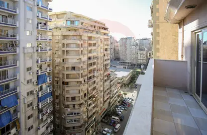 شقة - 3 غرف نوم - 2 حمامات للبيع في ميامي - حي اول المنتزة - الاسكندرية