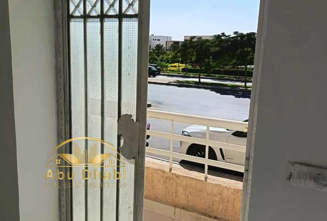 8174548 - Property Image 2