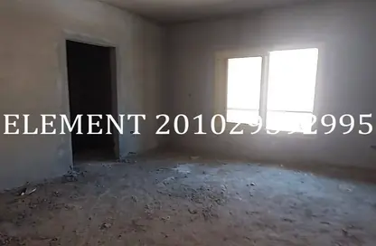 Apartment - 3 Bedrooms - 3 Bathrooms for sale in Al Khamayel city - Sheikh Zayed Compounds - Sheikh Zayed City - Giza