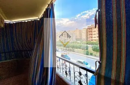 Apartment - 3 Bedrooms - 3 Bathrooms for sale in Gate 1 - Khofo - Hadayek El Ahram - Giza