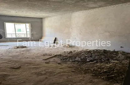 Apartment - 3 Bedrooms - 3 Bathrooms for sale in North Lotus - El Lotus - New Cairo City - Cairo