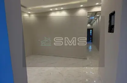 Apartment - 3 Bedrooms - 3 Bathrooms for rent in South Lotus - El Lotus - New Cairo City - Cairo