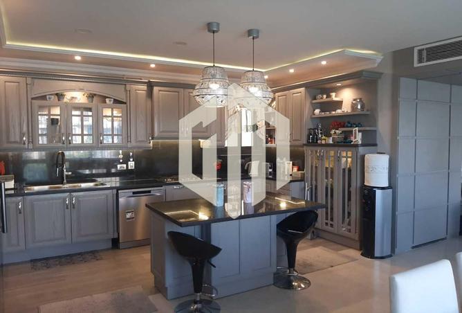 8041705 - Property Image 2