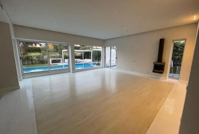 8550699 - Property Image 2