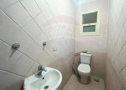 شقة - 3 غرف نوم - 2 حمامات for للايجار in شارع البرت الاول - سموحة - حي شرق - الاسكندرية