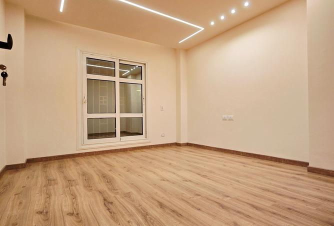 8077406 - Property Image 3