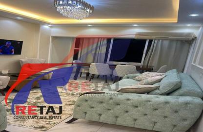 Apartment - 2 Bedrooms - 1 Bathroom for rent in Anwar Al Mufti St. - 1st Zone - Nasr City - Cairo