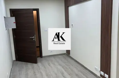 مساحات مكتبية - استوديو - 1 حمام للايجار في تريفيوم سكوير - شارع التسعين الشمالي - التجمع الخامس - مدينة القاهرة الجديدة - القاهرة