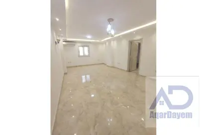 شقة - 2 غرف نوم - 2 حمامات للبيع في ميدان لبنان - المهندسين - الجيزة