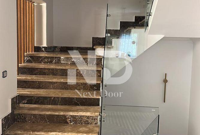 8439401 - Property Image 2