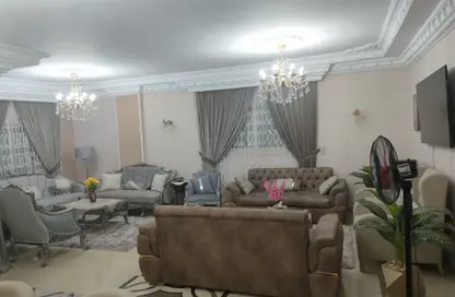 Apartment - 4 Bedrooms - 3 Bathrooms for sale in El Yasmeen 1 - El Yasmeen - New Cairo City - Cairo