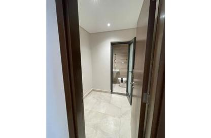 Apartment - 3 Bedrooms - 3 Bathrooms for sale in Village Views - Zed Towers - Sheikh Zayed Compounds - Sheikh Zayed City - Giza