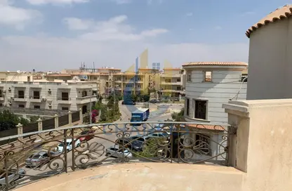 Roof - 3 Bedrooms - 3 Bathrooms for sale in District 2 - The 5th Settlement - New Cairo City - Cairo
