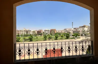شقة - 3 غرف نوم - 2 حمامات للبيع في المنطقة ب - حى جنوب الاكايمية - مدينة القاهرة الجديدة - القاهرة