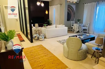 (بنتهاوس  (روف - 3 غرف نوم - 3 حمامات للايجار في ذا فيلدج - المستثمرين الجنوبية - مدينة القاهرة الجديدة - القاهرة