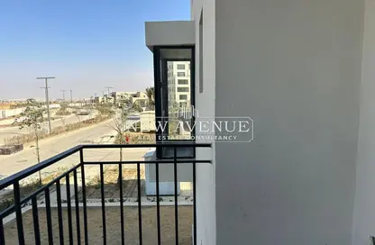 شقة - 2 غرف نوم - 3 حمامات للبيع في أو ويست - كمبوندات 6 أكتوبر - مدينة 6 أكتوبر - الجيزة