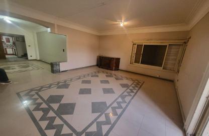 Apartment - 3 Bedrooms - 3 Bathrooms for sale in Zahraa Al Maadi St. - Degla - Hay El Maadi - Cairo