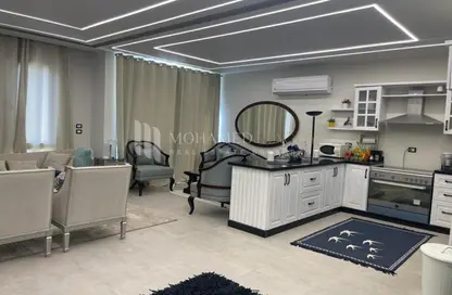 Townhouse - 5 Bedrooms - 3 Bathrooms for sale in Porto October - Green Belt - 6 October City - Giza