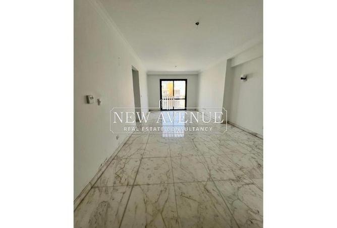 Penthouse - 3 Bedrooms - 3 Bathrooms for sale in Eastown - 5th Settlement Compounds - The 5th Settlement - New Cairo City - Cairo