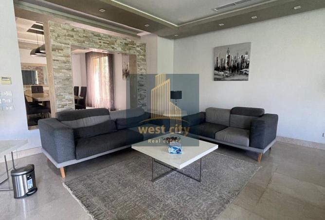 8090492 - Property Image 3