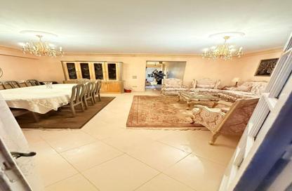 Apartment - 3 Bedrooms - 1 Bathroom for sale in Masaken Zahraa Nasr City St. - Zahraa Madinat Nasr - Nasr City - Cairo