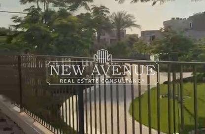 Villa - 3 Bedrooms - 4 Bathrooms for sale in Sodic East - 6th District - New Heliopolis - Cairo