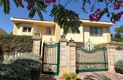 Villa - 7 Bedrooms - 5 Bathrooms for sale in Al  Rabwa - Sheikh Zayed Compounds - Sheikh Zayed City - Giza