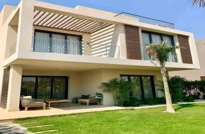 Villa - 4 Bedrooms - 3 Bathrooms for sale in Sodic East - 6th District - New Heliopolis - Cairo