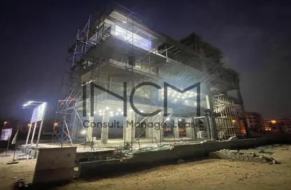 Shop - Studio for sale in North Teseen St. - The 5th Settlement - New Cairo City - Cairo