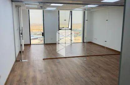 مساحات مكتبية - استوديو - 1 حمام للايجار في هايد بارك - كمبوندات التجمع الخامس - التجمع الخامس - مدينة القاهرة الجديدة - القاهرة