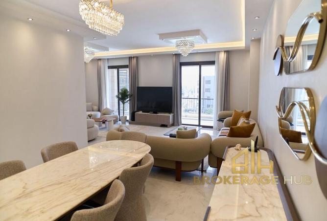 8181950 - Property Image 2