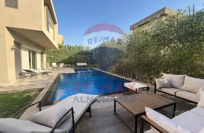 فيلا - 5 غرف نوم - 4 حمامات للايجار في نيو جيزة - طريق مصر اسكندرية الصحراوي - مدينة 6 أكتوبر - الجيزة