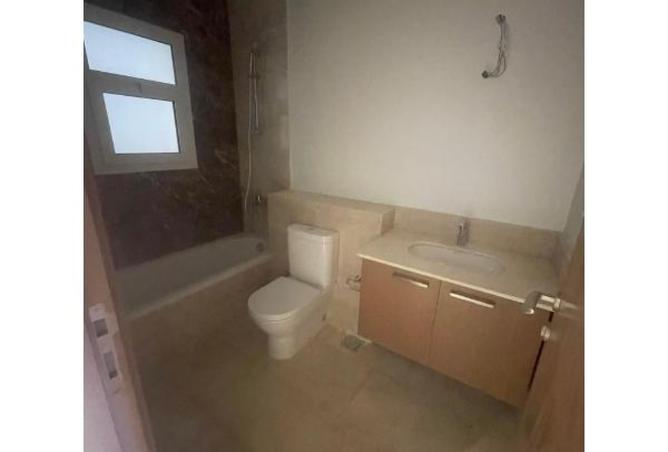 8205758 - Property Image 3