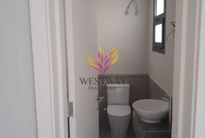 8070769 - Property Image 3